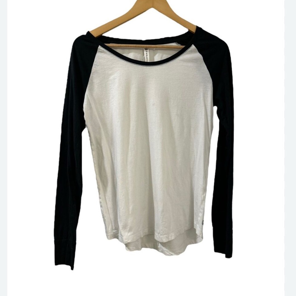 Fabletics Fulton tee black, and white baseball raglan - size M